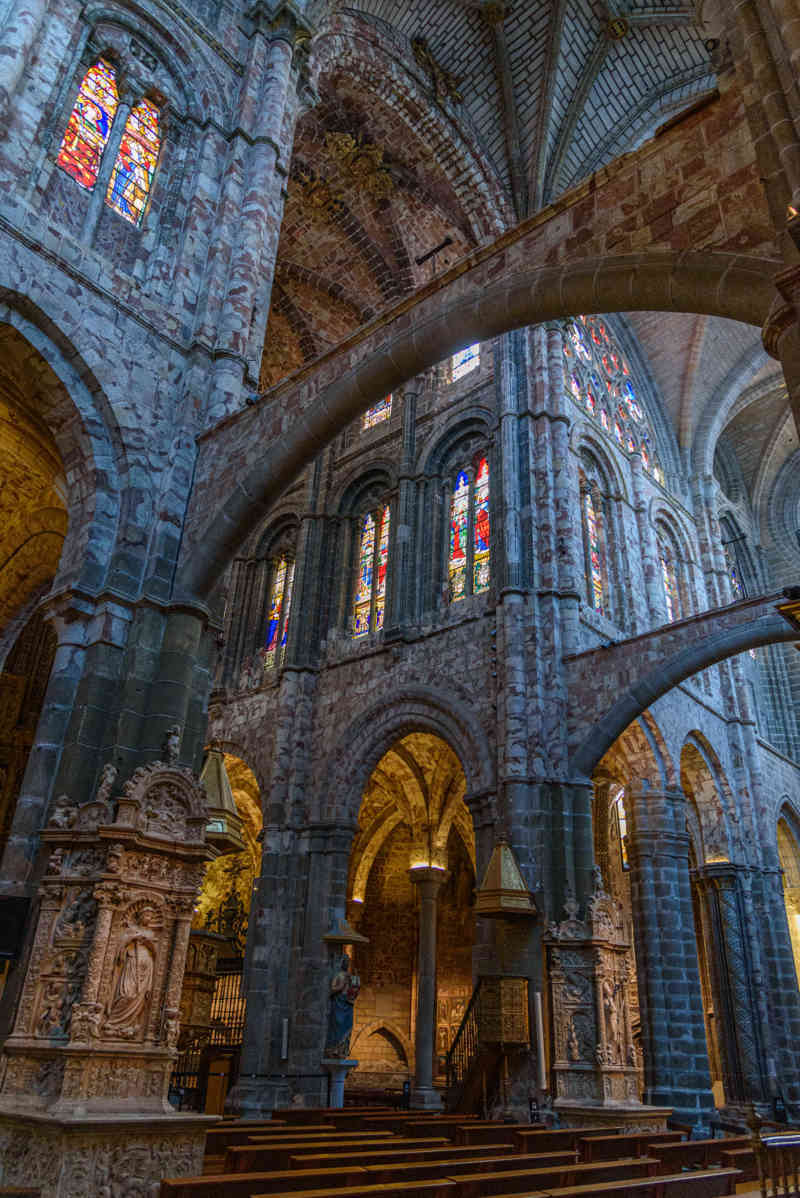 Ávila 028 - catedral de El Salvador.jpg
